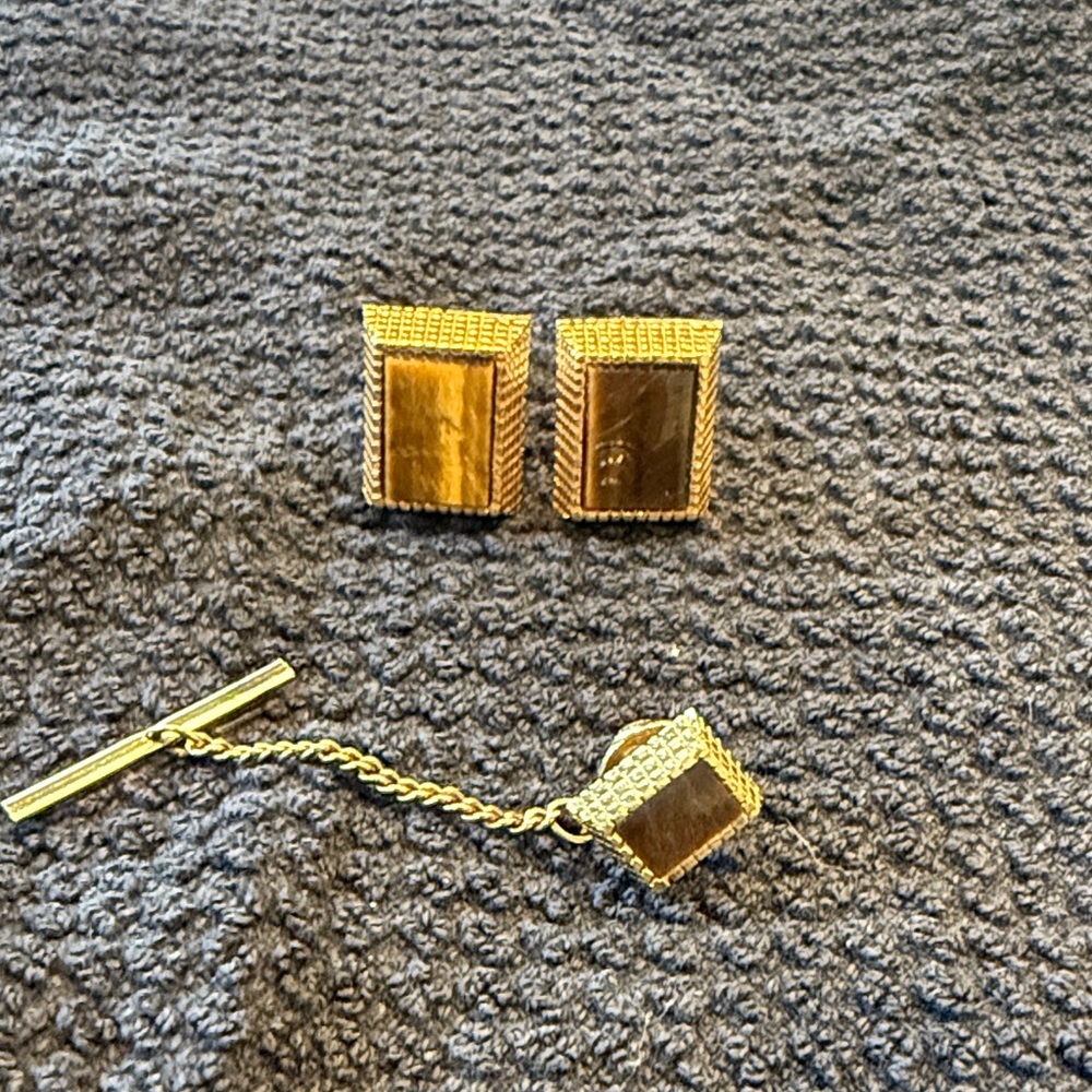 Gold and Brown Cufflinks and Tie Clip Set